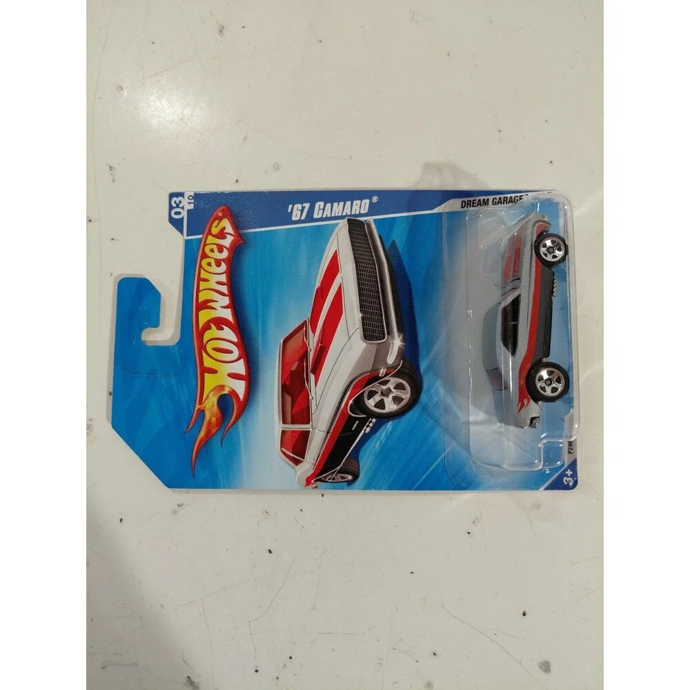 NIP Hot Wheels Dream Garage 1:64 Die Cast 1967 Chevrolet Camaro Muscle Car B